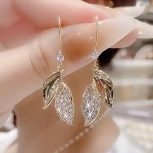 Elegant Women's Ear Hook Earrings with Sparkling Crystal Leaves